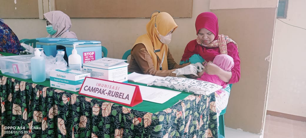 Pemdes Cangaan Bersama Ponkesdes  Sukseskan Imunisasi Sub PIN Polio Putaran Kedua 